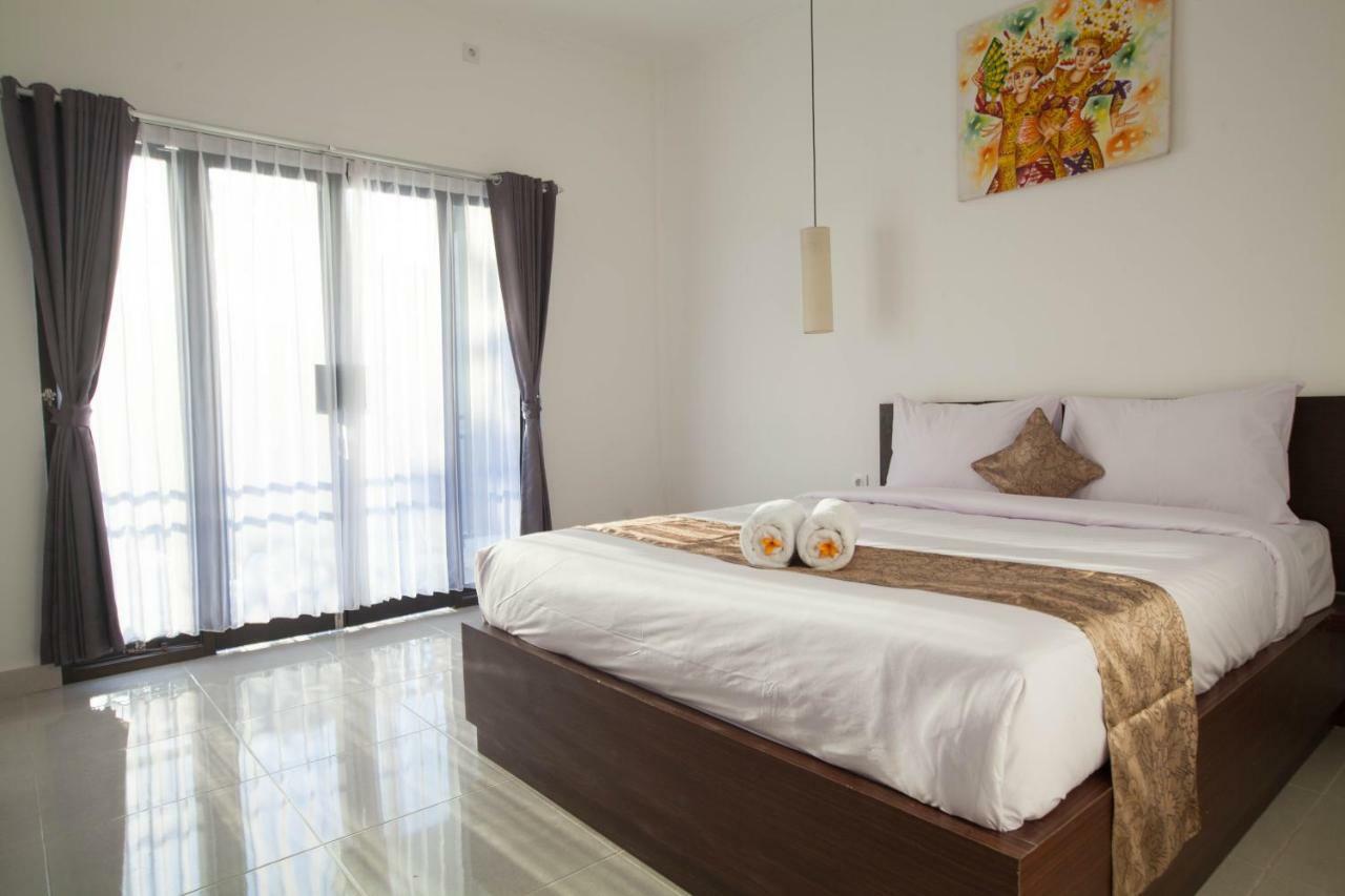 Yankee Fara 14 Hotel Seminyak  Exterior photo