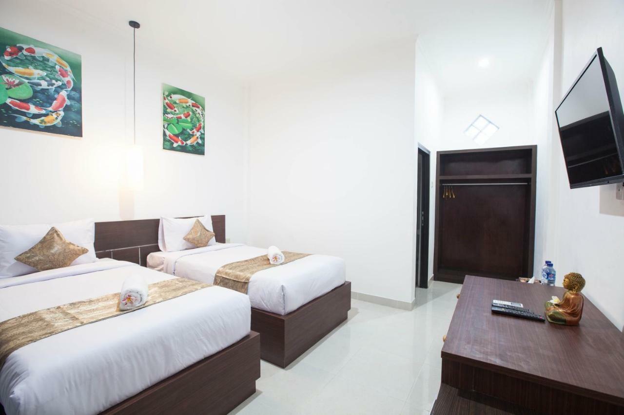 Yankee Fara 14 Hotel Seminyak  Exterior photo