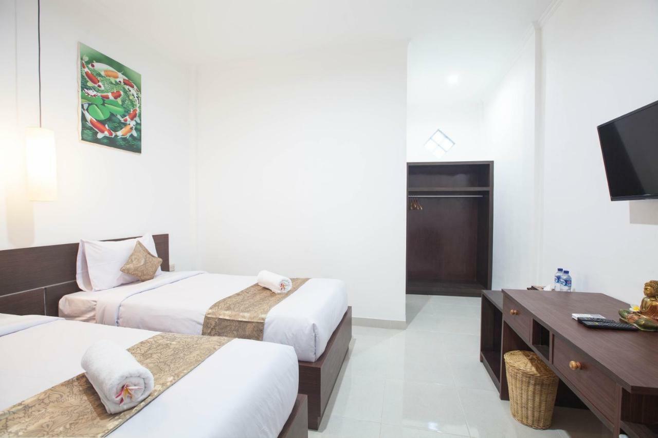Yankee Fara 14 Hotel Seminyak  Exterior photo